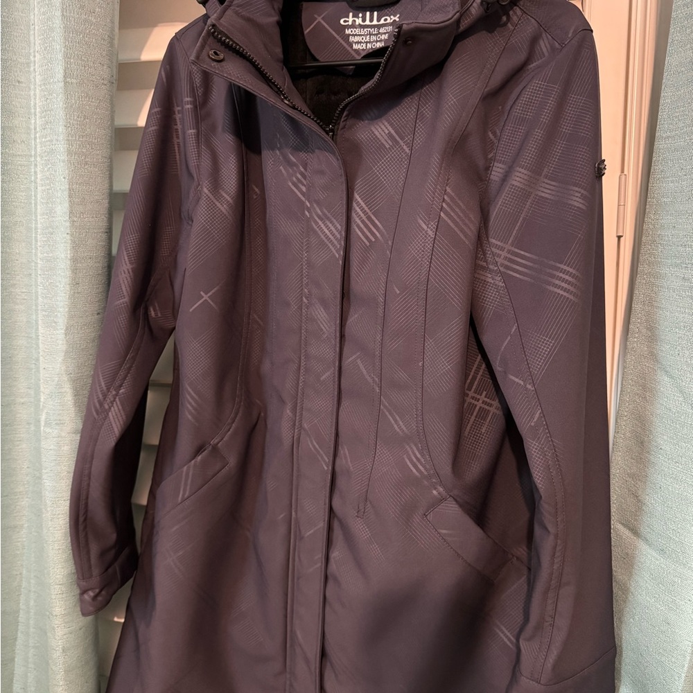 Chillax early spring burgundy coat Large